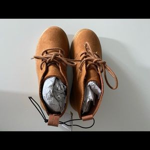 GAP Toddler Boy’s Shoes Size 11